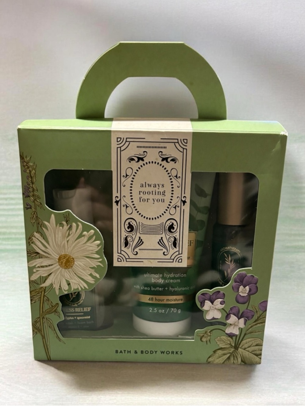 Bath & Body Works Green Floral Hydration Trio with Purple Accents